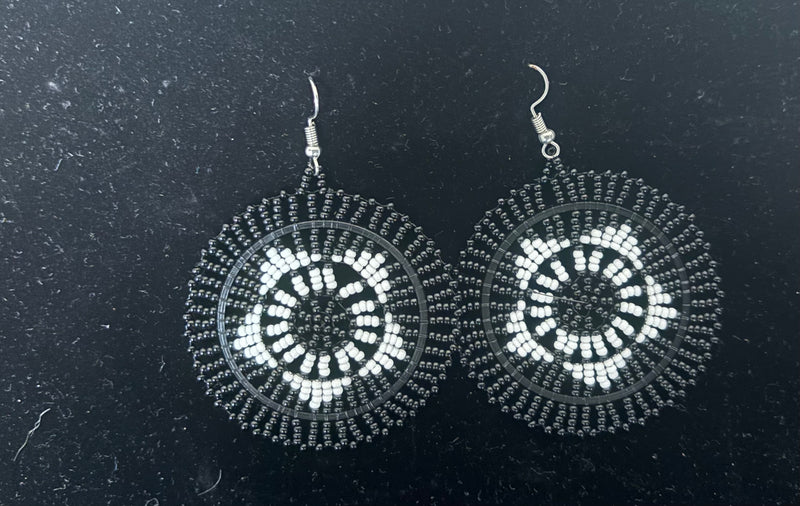 Round  earrings